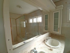 Casa comercial com 200m² no bairro Chácara das Pedras em Porto Alegre para Alugar