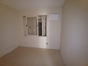 Casa comercial com 200m² no bairro Chácara das Pedras em Porto Alegre para Alugar