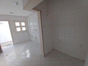 Casa comercial com 200m² no bairro Chácara das Pedras em Porto Alegre para Alugar