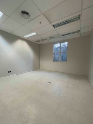 Loja com 1113m² no bairro Cristal em Porto Alegre para Alugar