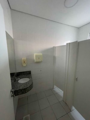 Loja com 1113m² no bairro Cristal em Porto Alegre para Alugar