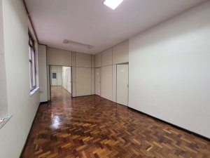 Conjunto/Sala com 1073m² no bairro Centro Histórico em Porto Alegre para Alugar