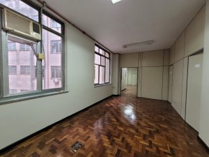 Salas/Conjuntos com 1.073m² no bairro Centro Histórico em Porto Alegre para Alugar