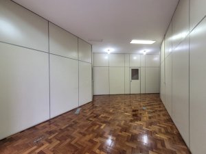 Salas/Conjuntos com 1.073m² no bairro Centro Histórico em Porto Alegre para Alugar