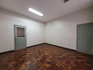 Salas/Conjuntos com 1.073m² no bairro Centro Histórico em Porto Alegre para Alugar