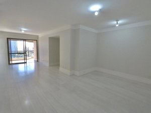 Cobertura com 310m², 3 dormitórios no bairro Menino Deus em Porto Alegre para Comprar