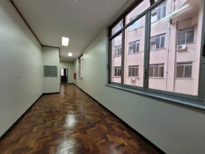 Salas/Conjuntos com 333m² no bairro Centro Histórico em Porto Alegre para Alugar