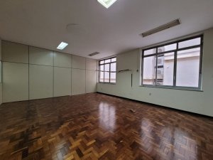 Conjunto/Sala com 333m² no bairro Centro Histórico em Porto Alegre para Alugar