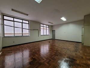 Salas/Conjuntos com 333m² no bairro Centro Histórico em Porto Alegre para Alugar