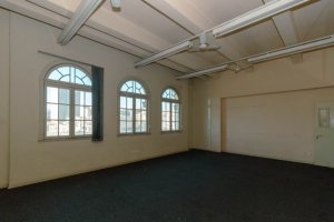 Predio com 4800m² no bairro Centro Histórico em Porto Alegre para Alugar