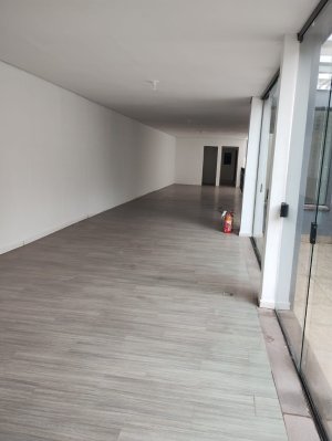 Loja com 600m² no bairro Moinhos de Vento em Porto Alegre para Alugar