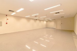 Loja com 500m² no bairro Centro Novo em Porto Alegre para Alugar