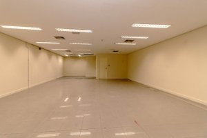 Loja com 500m² no bairro Centro Novo em Porto Alegre para Alugar