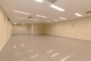Loja com 500m² no bairro Centro Novo em Porto Alegre para Alugar