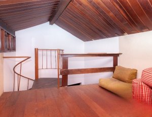 Casa comercial com 160m² no bairro Moinhos de Vento em Porto Alegre para Alugar