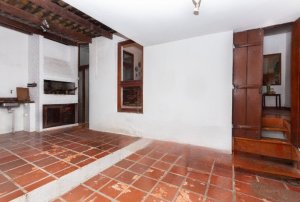 Casa comercial com 160m² no bairro Moinhos de Vento em Porto Alegre para Alugar