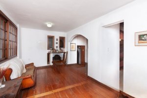 Casa comercial com 160m² no bairro Moinhos de Vento em Porto Alegre para Alugar