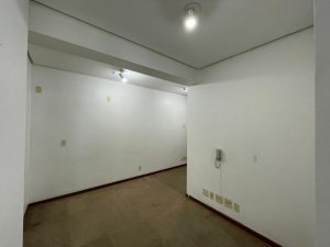 Salas/Conjuntos com 37m² no bairro Praia de Belas em Porto Alegre para Alugar