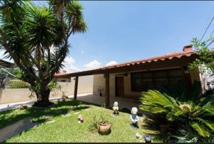 Casa com 250m², 3 dormitórios no bairro Jardim Isabel em Porto Alegre para Comprar