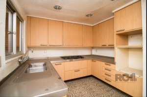 Casa com 288m², 4 dormitórios no bairro Auxiliadora em Porto Alegre para Comprar