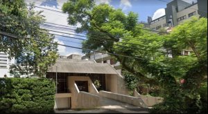 Casa com 288m², 4 dormitórios no bairro Auxiliadora em Porto Alegre para Comprar