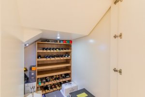 Casa com 520m², 4 dormitórios no bairro Três Figueiras em Porto Alegre para Alugar