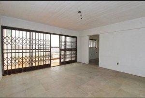 Casa comercial com 376m² no bairro Três Figueiras em Porto Alegre para Alugar