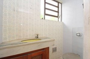 Casa comercial com 376m² no bairro Três Figueiras em Porto Alegre para Alugar