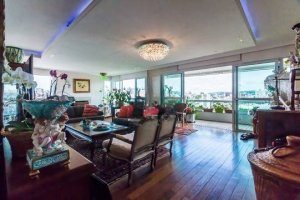 Apartamento com 178m², 3 dormitórios no bairro Bela Vista em Porto Alegre para Alugar