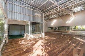 Casa comercial com 515m² no bairro Boa Vista em Porto Alegre para Alugar
