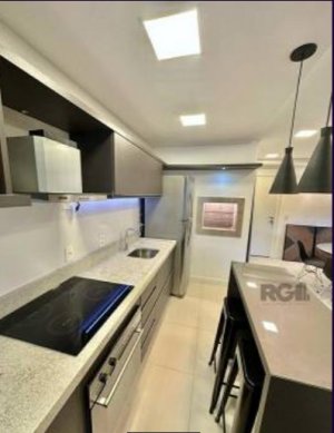 Apartamento com 49m², 1 dormitório no bairro Petrópolis em Porto Alegre para Alugar