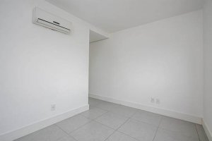 Apartamento com 63m², 2 dormitórios no bairro Jardim do Salso em Porto Alegre para Alugar