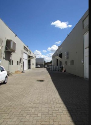 Galpão com 210m² no bairro Anchieta em Porto Alegre para Alugar