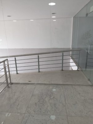 Loja com 98m² no bairro Petrópolis em Porto Alegre para Alugar