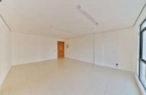 Salas/Conjuntos com 100m² no bairro Petrópolis em Porto Alegre para Alugar