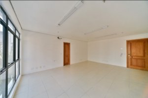 Salas/Conjuntos com 100m² no bairro Petrópolis em Porto Alegre para Alugar