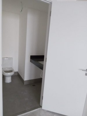 Salas/Conjuntos com 35m² no bairro Praia de Belas em Porto Alegre para Alugar