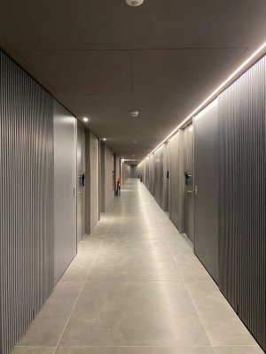 Salas/Conjuntos com 35m² no bairro Praia de Belas em Porto Alegre para Alugar