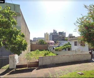 Terreno com 355m² no bairro Passo da Areia em Porto Alegre para Alugar