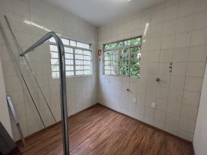 Casa comercial com 390m² no bairro Petrópolis em Porto Alegre para Alugar