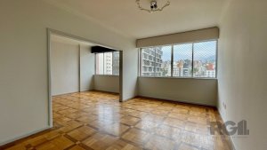 Apartamento com 140m², 3 dormitórios no bairro Moinhos de Vento em Porto Alegre para Comprar