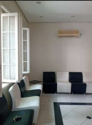 Casa comercial com 400m² no bairro Moinhos de Vento em Porto Alegre para Alugar