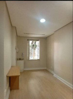 Casa comercial com 400m² no bairro Moinhos de Vento em Porto Alegre para Alugar