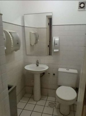 Casa comercial com 400m² no bairro Moinhos de Vento em Porto Alegre para Alugar