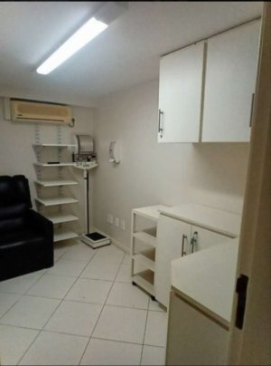 Casa comercial com 400m² no bairro Moinhos de Vento em Porto Alegre para Alugar