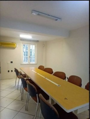 Casa comercial com 400m² no bairro Moinhos de Vento em Porto Alegre para Alugar