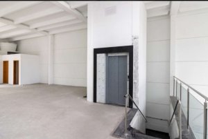 Loja com 634m² no bairro São Sebastião em Porto Alegre para Alugar