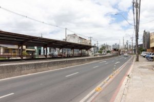 Loja com 634m² no bairro São Sebastião em Porto Alegre para Alugar