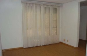 Casa comercial com 300m² no bairro Independência em Porto Alegre para Alugar