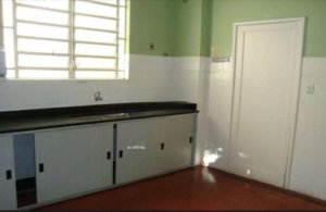 Casa comercial com 300m² no bairro Independência em Porto Alegre para Alugar